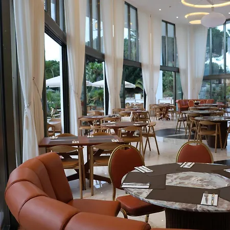 Alfagar Prestige Apartahotel 4*